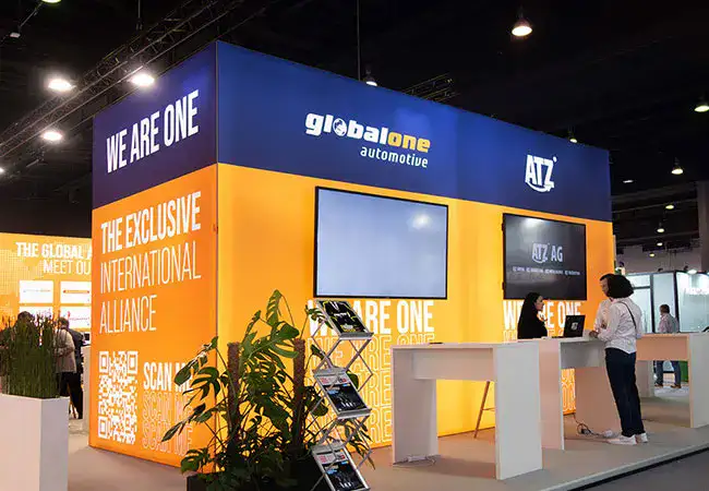 ATZ Group und global one automotiv Kooperations-Messestand auf der IAA